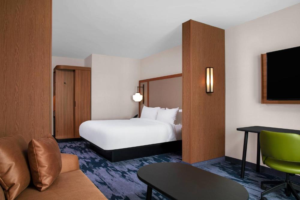 King Suite with Sofa Bed interior